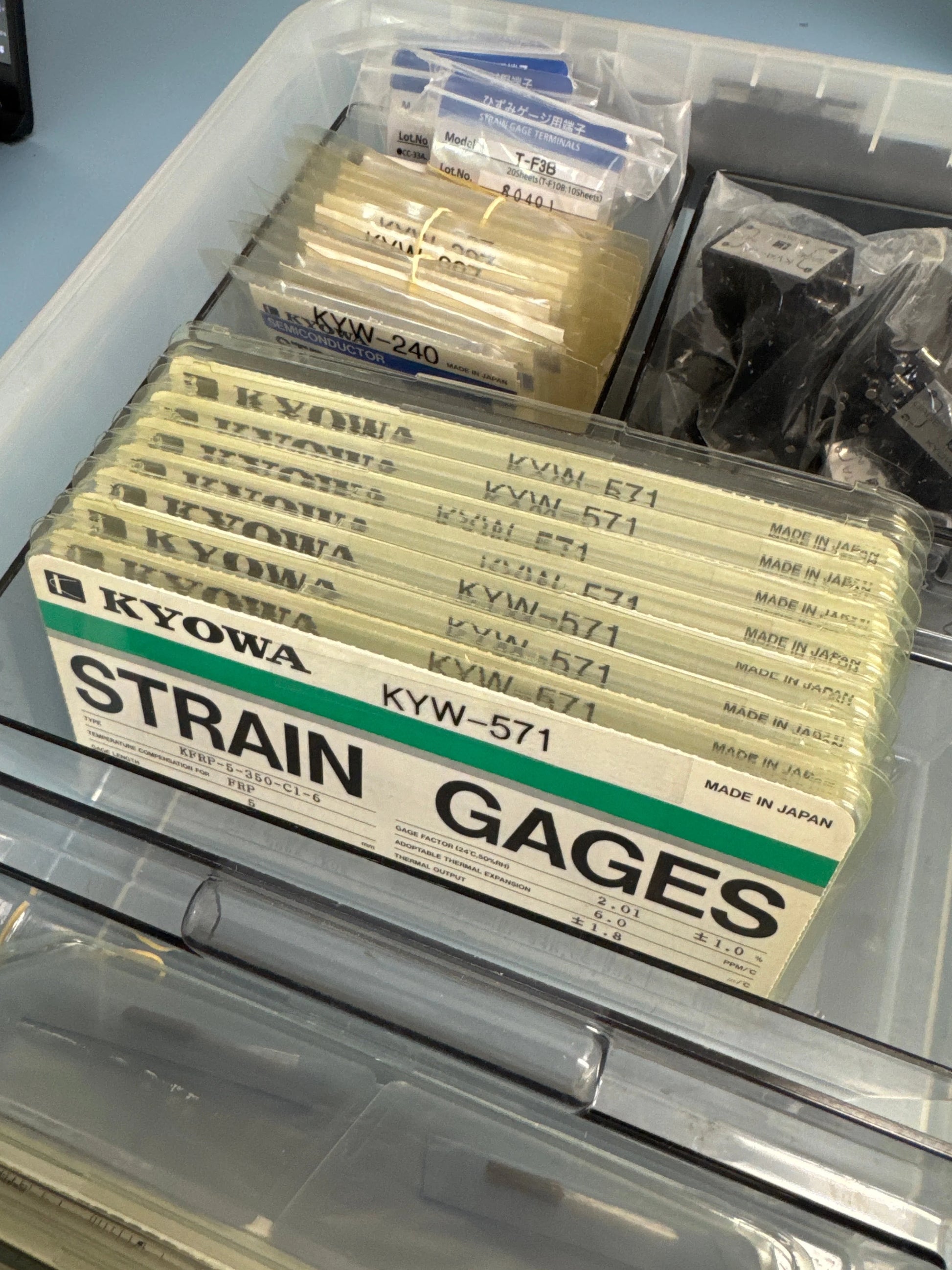 Kyowa KFRP – 5 – 350 – C1 – 6
