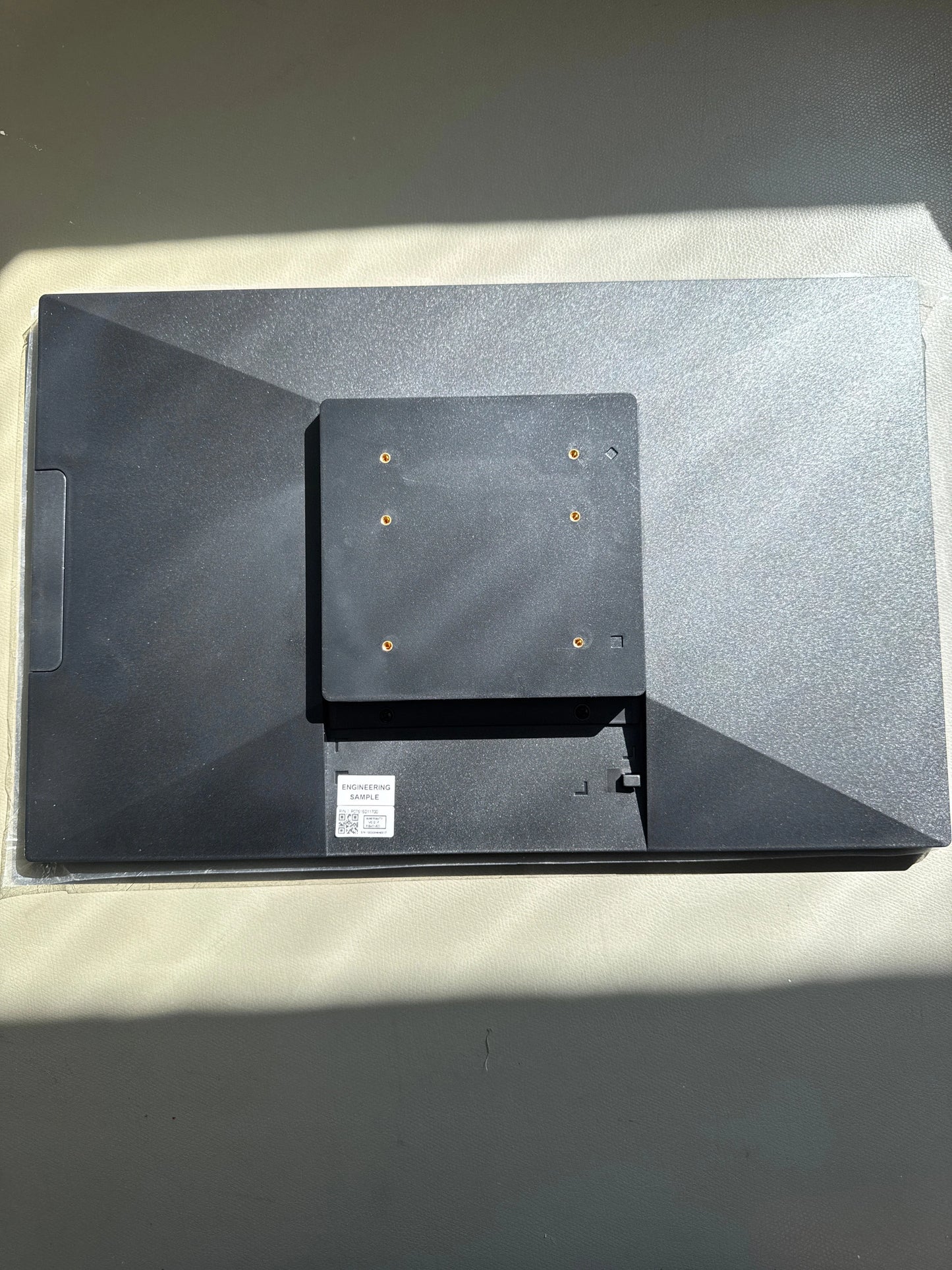 Telac Display 11.7” Engineering Sample