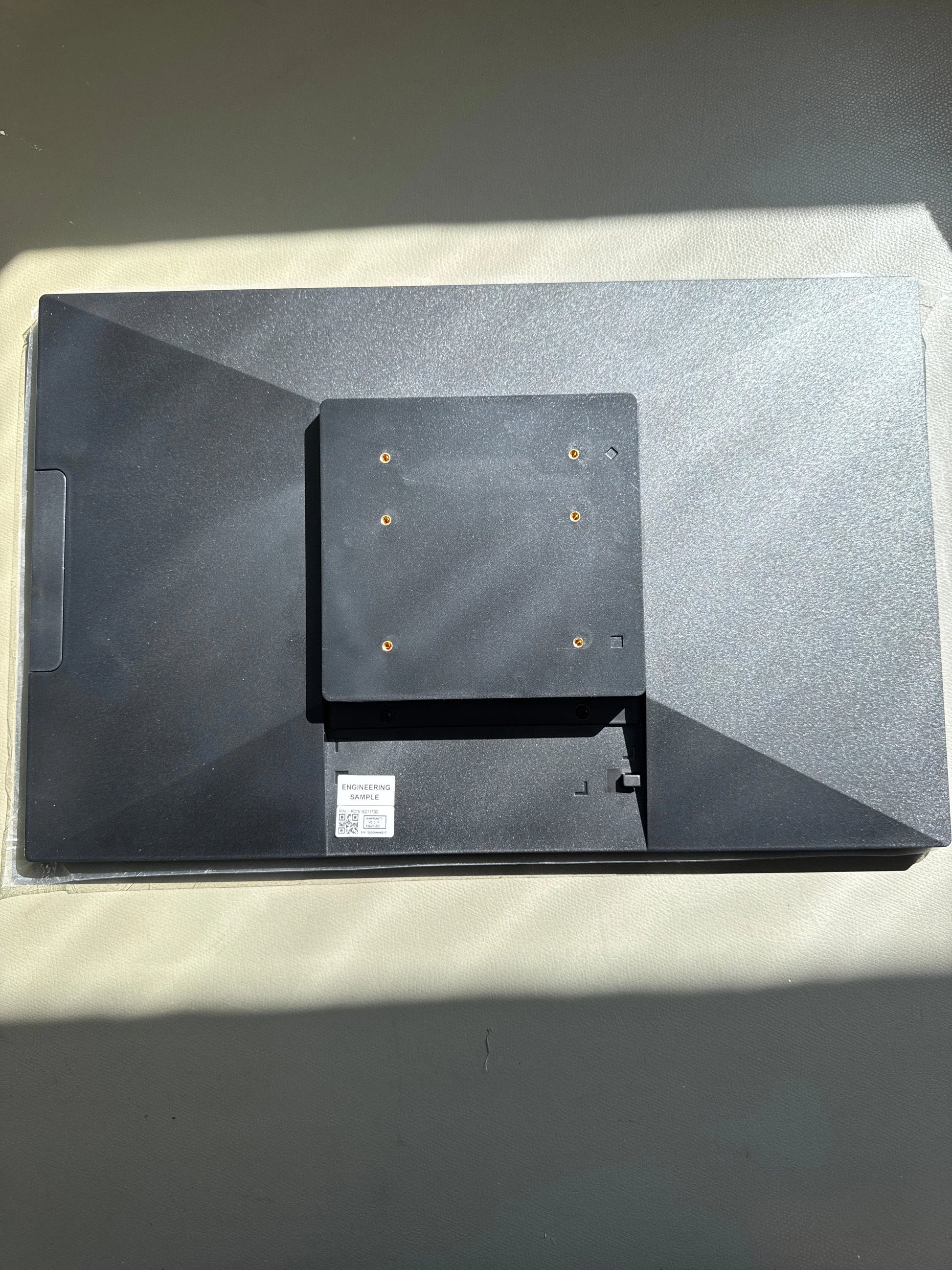 Telac Display 11.7” Engineering Sample